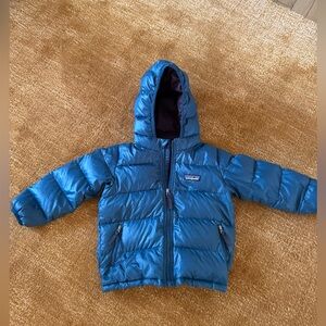 LIKE NEW Blue Patagonia Hooded Puffer Jacket